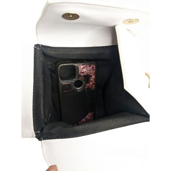 Takeout Box Purse Shoulder Bag Small White Red Gold Tone chain 2 snap closure - Picture 7 of 13
